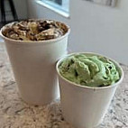 Frankie Dia's Ice Cream And Hot Cocoa food