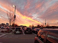 Norfolk Premium Outlets outside