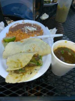 Naranjos Taqueria food