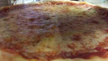 Villa's Pizzeria food