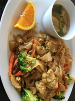 Ladda Thai Cuisine food