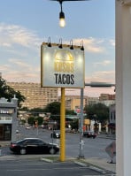 Kesos Taco House outside