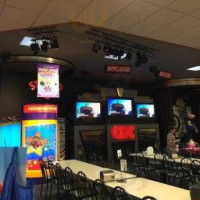 Chuck E. Cheese inside