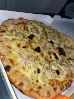 O'frero Pizza Feu de Bois food