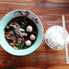 Zhen Xiang Noodle House food