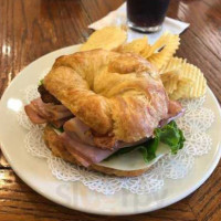 Mchuston's Bookseller Irish Bistro food