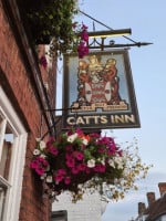 The Catts Inn outside