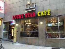 Lucky Star Cafe outside