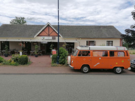 L'auberge Des Combrailles outside