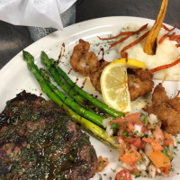 Fernando's Latin Cuisine food