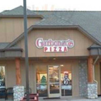 Garbonzo's Pizza inside
