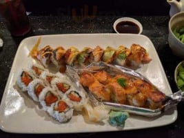 Ichi Maki food