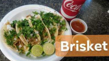 Barrera's Taqueria food