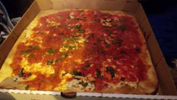 Tonito's Pizza food