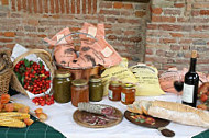 Agriturismo La Vecchia Stalla food