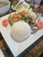 Phở Linh Vietnamese Grill food