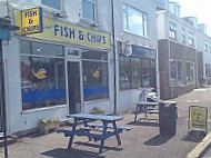 Lee On Solent Fish Chip Shop outside