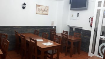 Cafe O Molho inside