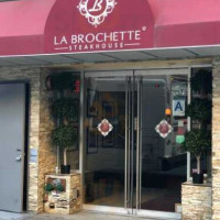 La Brochette Steakhouse outside