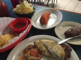 La Salvadoreña food