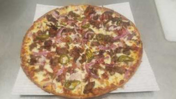 Marcos Pizza food