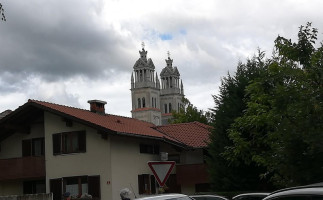 Pizzeria Ribn'čan inside