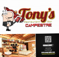 Tony's Campestre outside