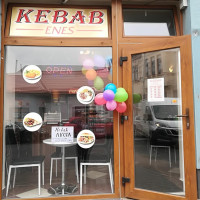 Kebab Enes outside