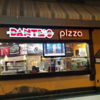 Dante's Pizza inside