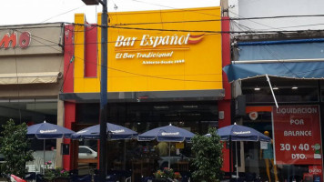 Bar Espanol outside