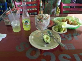 Mariscos El Jato food