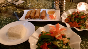 Thai Ivory Cuisine food