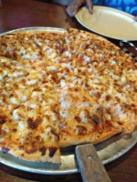 Larry's Pizza food