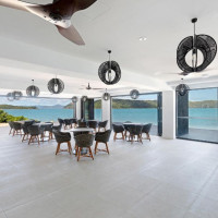 Graze Interactive Dining Daydream Island Resort inside