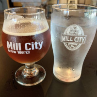 Mill City Brew Werks food