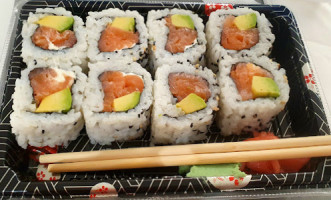 J2 Sushi Jervis food