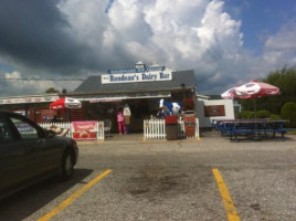 Alvin Rondeau's Dairy inside