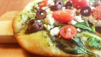 Abeetz Flatbread Pizza Company food