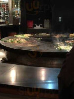 Huhot Mongolian Grill food