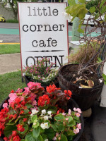 Little Corner Cafe outside