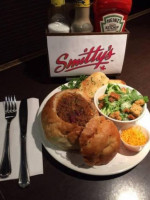 Smitty's Family And Lounge food