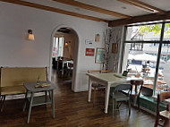 Cafe Glucklich inside