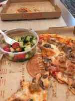 Blaze Pizza food