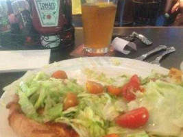 Manny's Sports Tavern And Grill food