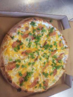 Wise Guys Pizza Kitchen food