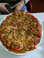 Pizzaria O Canadiano (ribeira Grande) food
