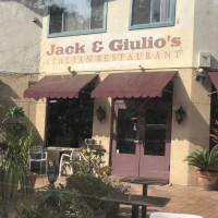 Jack Giulio's Italian inside