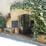 La Galerie Exterior