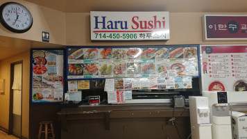 Haru Sushi inside