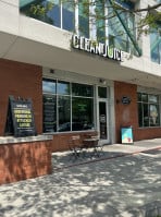 Clean Juice Camden Rd outside